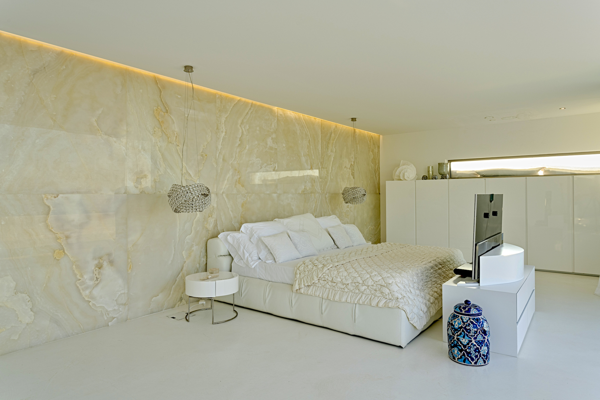 Resa Estates Ibiza villa rental skyhigh house bedroom 3.jpg